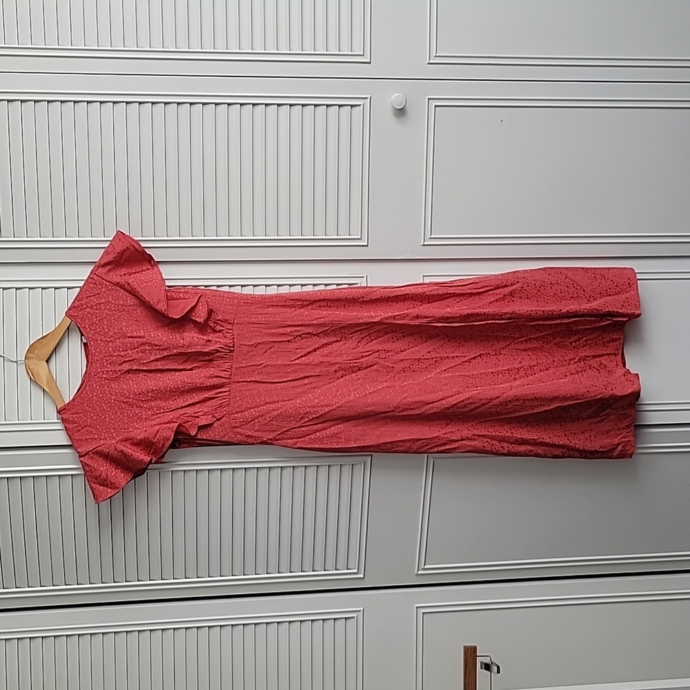 Mango size 2 coral midi dress. ruffle sleeve detail, mid thigh slit, open back